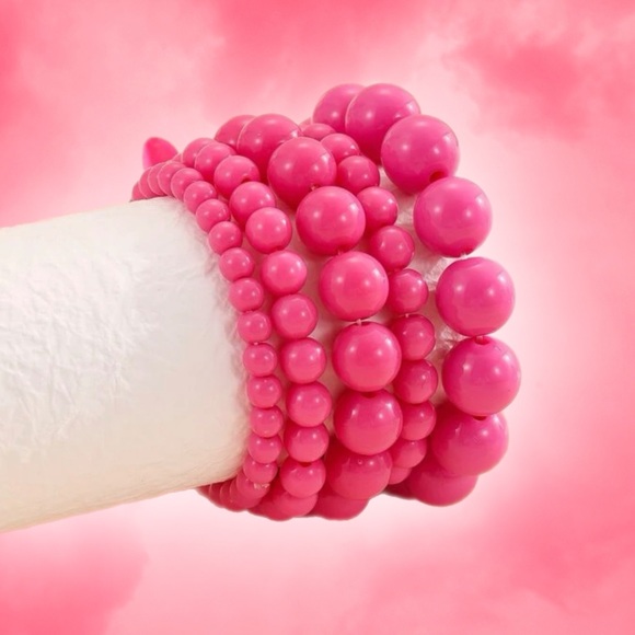 ❀ 2/$20 5PC Classic Hot Pink Faux Pearl Bracelet Bundle Set - Picture 3 of 5
